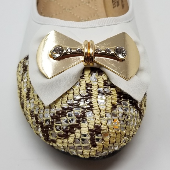 Women Ballet Bow Buckle Croco Flats, B-2293, White - Picture 5 of 6